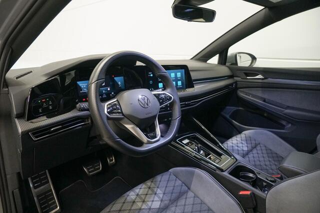 Volkswagen GOLF 1.5 eTSI R-Line Panoramadak | CarPlay | Stoelverwarming