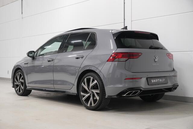 Volkswagen GOLF 1.5 eTSI R-Line Panoramadak | CarPlay | Stoelverwarming