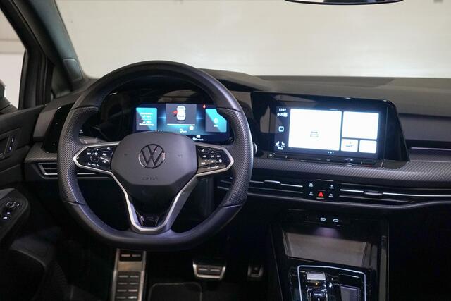 Volkswagen GOLF 1.5 eTSI R-Line Panoramadak | CarPlay | Stoelverwarming