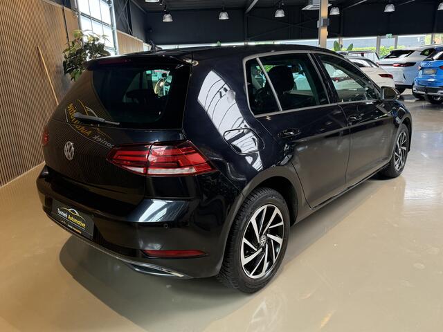 Volkswagen GOLF 1.0 TSI Comfortline Groots scherm navigatie