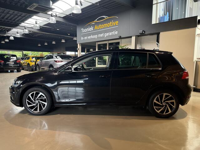 Volkswagen GOLF 1.0 TSI Comfortline Groots scherm navigatie