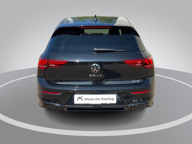Volkswagen GOLF 1.5eTSI/150PK R-Line DSG · Camera · Apple/Android Car Play · Stuur- & Stoelverwarming · Garantie t/m 14-03-2027