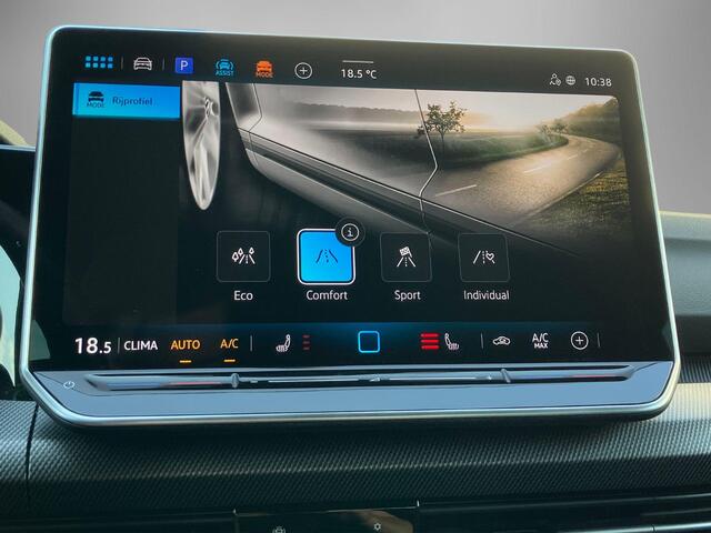 Volkswagen GOLF 1.5eTSI/150PK R-Line DSG · Camera · Apple/Android Car Play · Stuur- & Stoelverwarming · Garantie t/m 14-03-2027