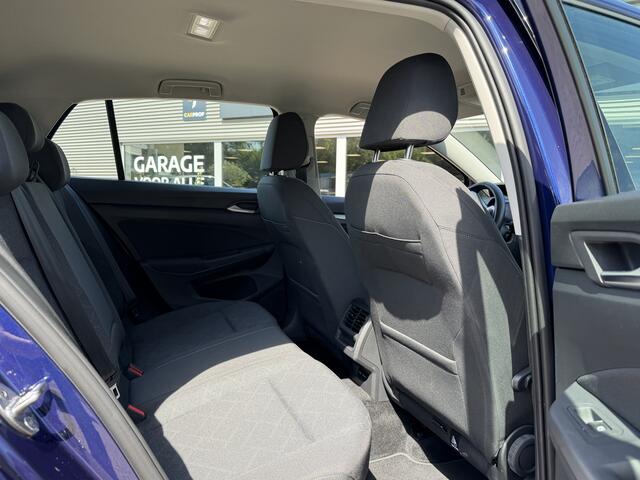 Volkswagen GOLF 1.0 eTSI Life | Stuurverwarming | ACC | CarPlay | Stoelverwarming