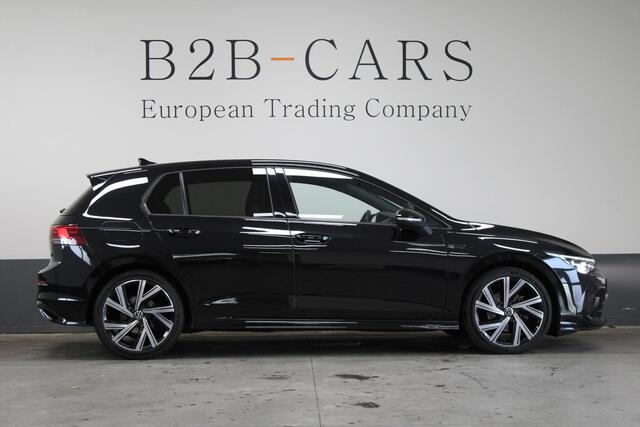 Volkswagen GOLF 1.5 eTSI R-Line | Trekhaak | LED| Virtual | Winter pakket