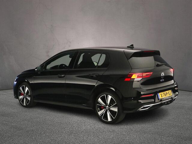 Volkswagen GOLF GTE 1.4 TSI eHybrid 245pk DSG Automaat Trekhaak, Adaptive cruise control, Achteruitrijcamera, Stuurwiel verwarmd, App connect, LED koplampen