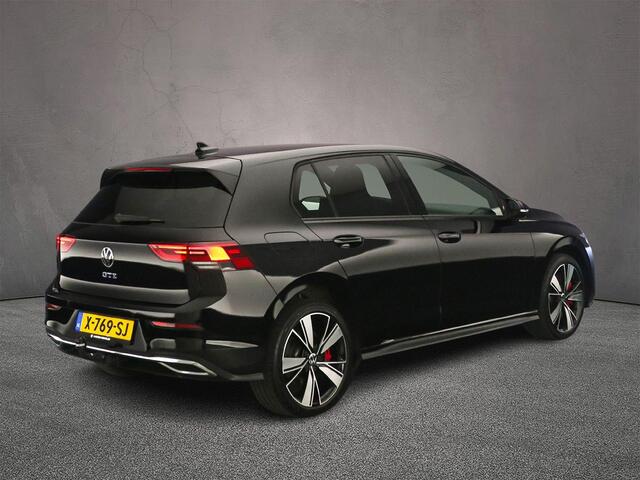 Volkswagen GOLF GTE 1.4 TSI eHybrid 245pk DSG Automaat Trekhaak, Adaptive cruise control, Achteruitrijcamera, Stuurwiel verwarmd, App connect, LED koplampen