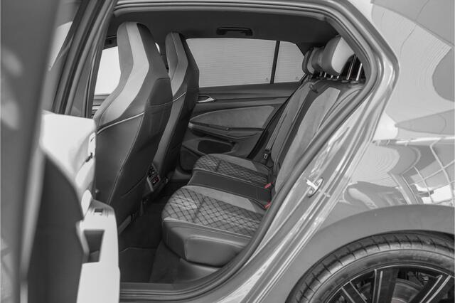 Volkswagen GOLF 1.5 eTSI R-Line Camera Carplay Ambiente