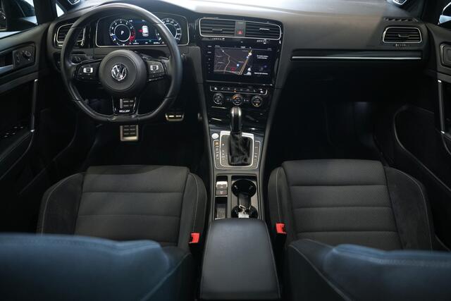 Volkswagen GOLF 2.0 TSI 301 pk 4Motion R / Akraprovic/ Dynaudio/ ACC/ DCC/ Keyless/ Virtual/ Adapt.Cruise/ Pano-Dak/ Downpipe/ Camera/ 19''LMV