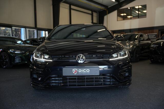 Volkswagen GOLF 2.0 TSI 301 pk 4Motion R / Akraprovic/ Dynaudio/ ACC/ DCC/ Keyless/ Virtual/ Adapt.Cruise/ Pano-Dak/ Downpipe/ Camera/ 19''LMV