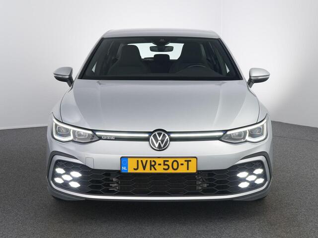 Volkswagen GOLF 1.4 eHybrid GTE | SOH 96.4 % | Mist lampen | Camera | ACC | Dodehoek detectie | 245PK |