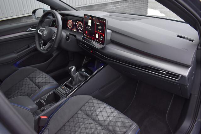 Volkswagen GOLF Variant 1.5 TSI R-Line Edition Sportstoelen, Virtual cockpit, Adaptive cruise, Afn. trekhaak, Camera, Stoelverwarming