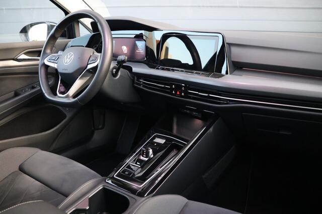 Volkswagen GOLF 1.4 eHybrid Style LED+/Navi/Massage/Camera/Elek. stoel/ACC/Dab+/