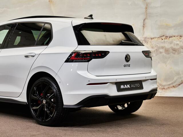 Volkswagen GOLF 1.5 eHybrid GTE , pano, 19", Leder Vienna, tr.haak, Matrix-LED, HUD, ACC, keyless, NP58k