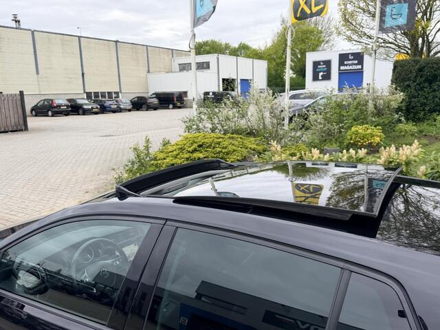Volkswagen GOLF 1.5 TSI DSG 150PK R-LineoPanooNavioCamera