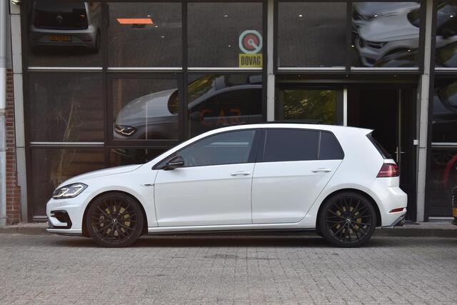 Volkswagen GOLF 2.0 TSI 4Motion R Pano Akra Camera Dynaudio