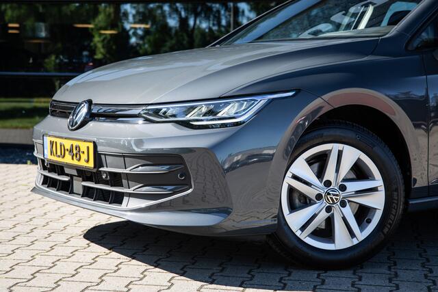Volkswagen GOLF Variant 1.5 eTSI Life Edition , Adap. cruise, Trekhaak, Stoel/stuurverwarming,