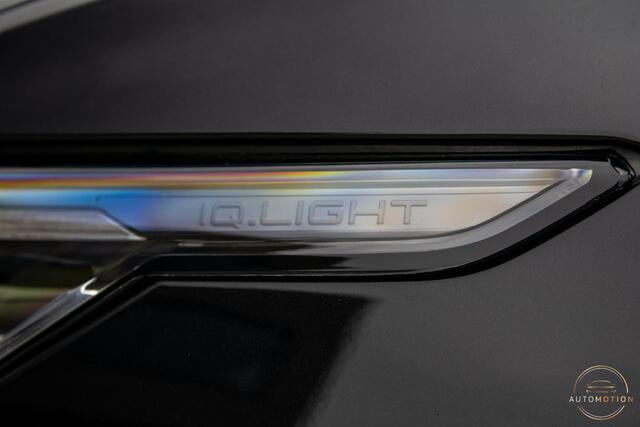 Volkswagen GOLF 2.0 TSI GTI PANO CAMERA MISTLAMPEN IQ STOELVERWARMING