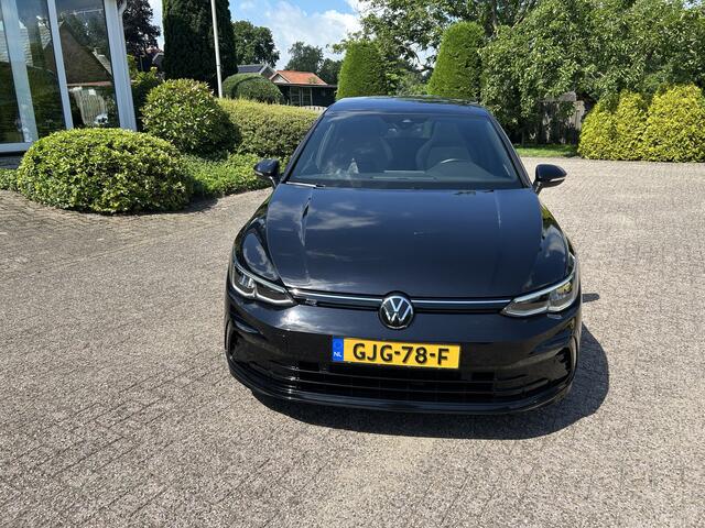 Volkswagen GOLF 1.5 eTSI R-Line Panodak