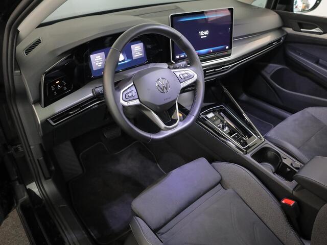 Volkswagen GOLF 1.5 eHybrid Style Edition 204 pk Automaat (DSG) | Verlengde garantie | Navigatie via App | Panoramadak | Parkeersensoren (Park assist) | Achteruitrijcamera |