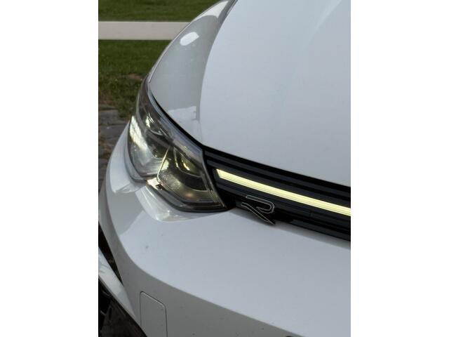 Volkswagen GOLF 2.0 R-Line 2022 Pano IQ Lights H&K Sfeerverlichting