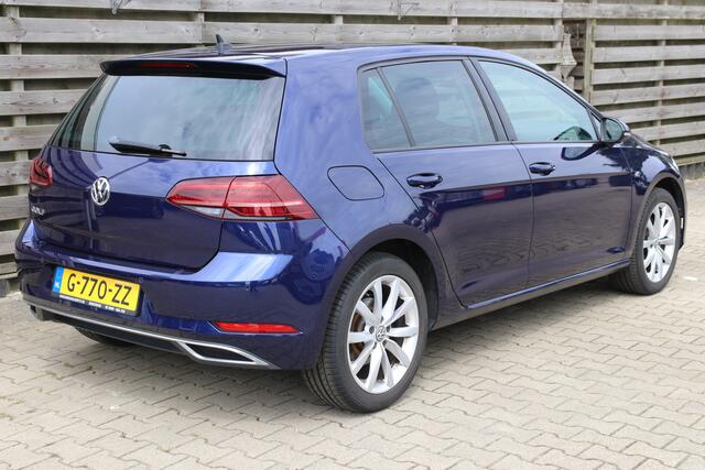 Volkswagen GOLF 1.5 TSI Highline / Panoramadak / Cruise / Climate / Apple carplay