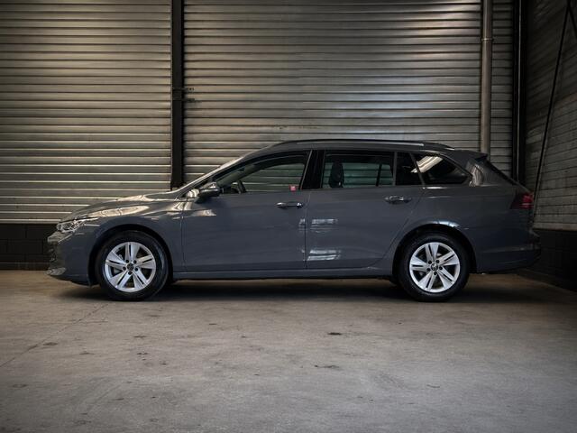 Volkswagen GOLF Variant 1.5 eTSI | Trekhaak | ACC | LED | Navi |