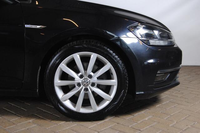 Volkswagen GOLF Variant 1.5 TSI Highline | Adaptive Cruise | NAV | Airco