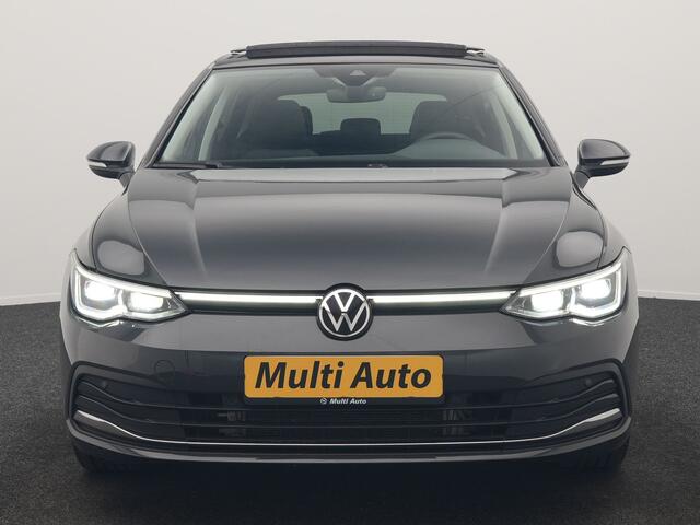 Volkswagen GOLF 1.4 eHybrid Style PHEV 204pk Dealer O.H. | Trekhaak Af Fabriek | Panodak | Adaptive Cruise | Camera | IQ Light | Alcantara Sportstoelen Memory & Massage | Sfeerverlichting | Apple Carplay | Stoelen & Stuur Verwarmd | Blis | Keyless | Plug In Hybrid |