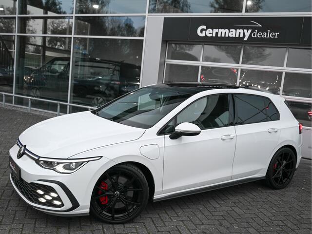 Volkswagen GOLF 1.4 eHybrid GTE 245PK Pano R-Zetels Mist-Led Navi Ambiente E-Sound Privacy Side/Lane
