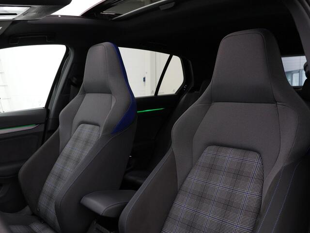 Volkswagen GOLF 1.5 272pk DSG eHybrid GTE · Panoramadak · 360 Camera · Apple/Android Car Play · Stoel-& Stuurwiel Verwarming · 18'' Inch · Garantie t/m 25-06-2030 of 100.000km