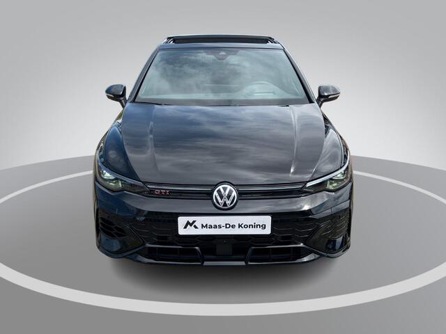 Volkswagen GOLF 2.0TSI/300PK GTI Clubsport DSG · Panoramadak · 360°Camera + Parkeersensoren · Harman/Kardon sound · Garantie t/m 21-08-2030 of 100000km.