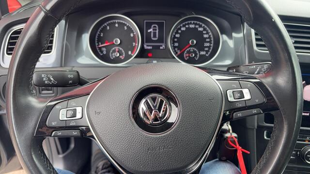 Volkswagen GOLF 1.4 TSI Comfortline Business NWE D-RIEM / TREKHAAK / CARPLAY / STOELVERW / NAVI / CLIMA / PDC / BLUETOOTH / CRUISE / NL-AUTO