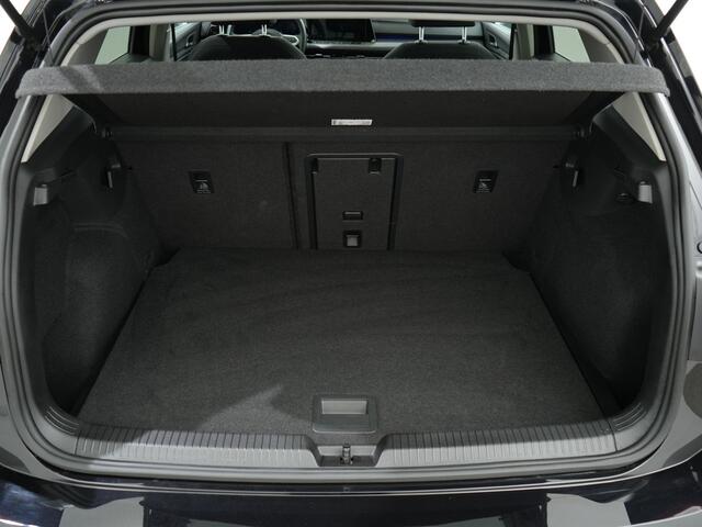 Volkswagen GOLF 1.5 TSI STYLE | Panoramadak | Trekhaak | Camera
