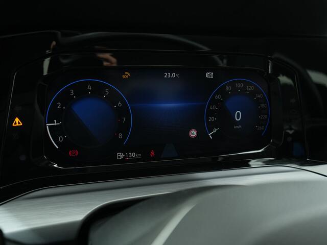 Volkswagen GOLF 1.5 TSI STYLE | Panoramadak | Trekhaak | Camera