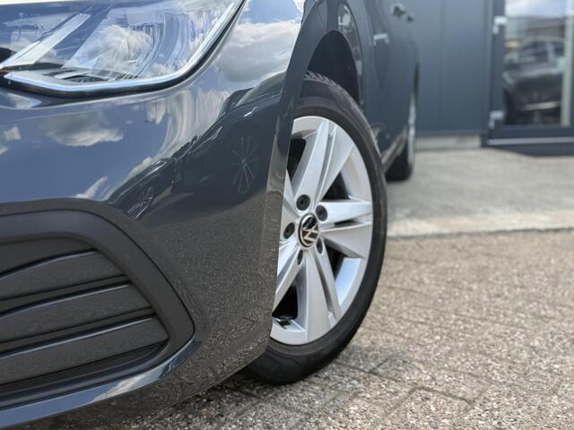 Volkswagen GOLF 1.0 TSI Life Business - Adative Cruise Control - Apple Carplay/Android Auto - Electrische Stoelen