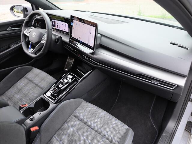 Volkswagen GOLF GTE 1.5 eHybrid 272PK | Head-up | Camera | Adapt Cruise | Stoel&Stuurverwarming | Garantie 2030 |