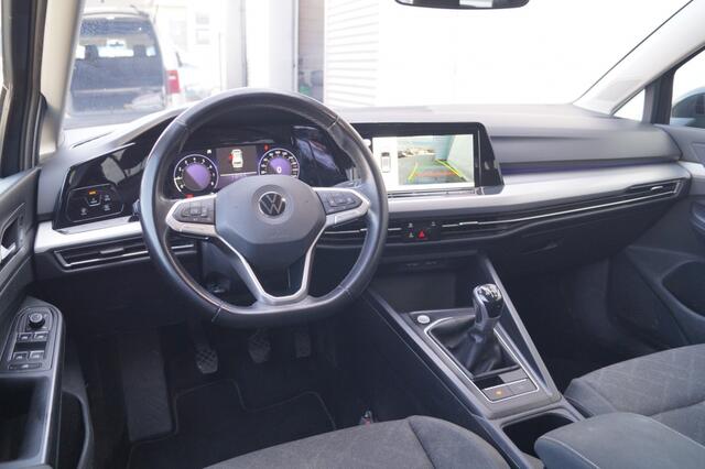 Volkswagen GOLF Variant 1.0 TSI 110pk Life -NAVI-ECC-TREKHAAK-CAM-PDC-