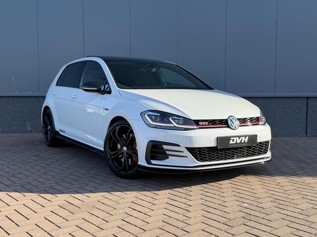 Volkswagen GOLF 2.0 TSI GTI TCR PANO | AKRA | DCC | DYN