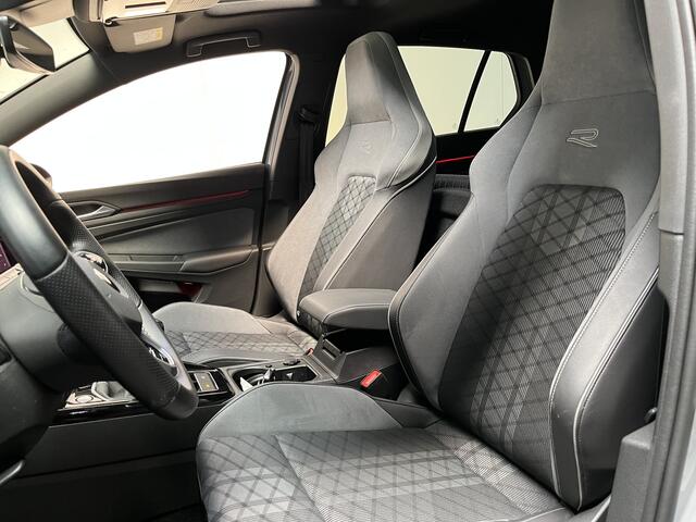 Volkswagen GOLF 1.5 TSI R-Line / GARANTIE TM 02-2028/ PANO/ PARK.SENSOR.V+A/ CAMERA/ ACC/ STUUR+STOELVERWARM./ APP-CONNECT/ KEYLESS/ DIGITAL DASH/ NAVI/ DAB/ 17'' LMV