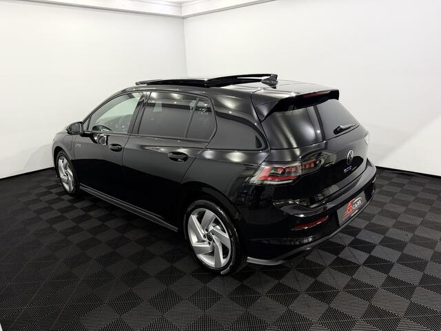 Volkswagen GOLF 1.5 eHybrid GTE Plug-in Panoramadak, 360 Camera, Head-up display, Navi, Virtual desk, Memory stoelen, Verstelbare stoelen, Leder, 2 Jaar garantie