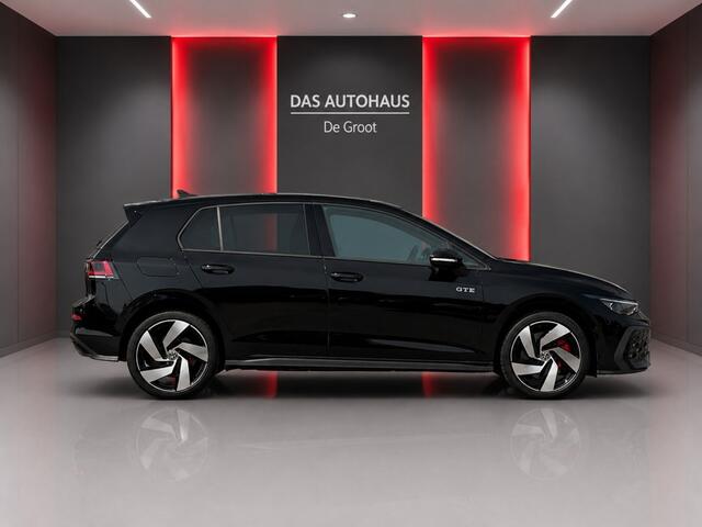 Volkswagen GOLF 1.5 eHybrid 272pk GTE Black Style | Leer | Pano | 360 Camera