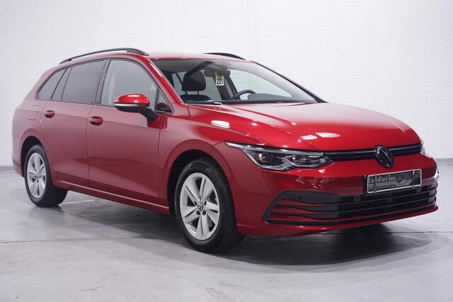 Volkswagen GOLF 1.5 eTSI Life Navi Apple Carplay wegklapbare-Trekhaak Achteruitrijcamera private glas 3-Zone Clima stoel/stuurverwarming ACC PDC