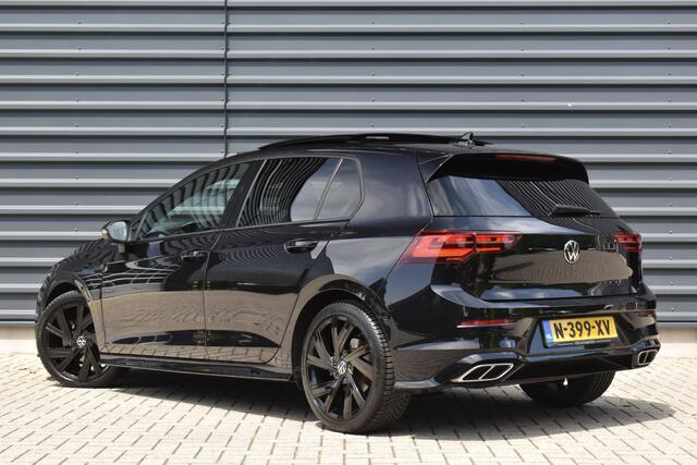 Volkswagen GOLF 1.5 eTSI R-Line | Pano | Harman/Kardon | Matrix LED | ACC | Sfeerverlichting | Stuur + Stuurverwarming | Camera |