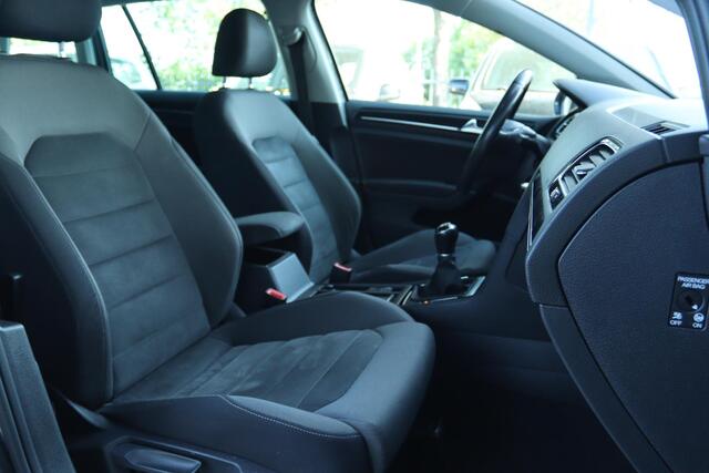 Volkswagen GOLF VARIANT 1.0 TSI HIGHLINE BUSINESS R-LINE | CARPLAY | AFN. TREKHAAK | VIRT. COCKPIT | ACC | LMV