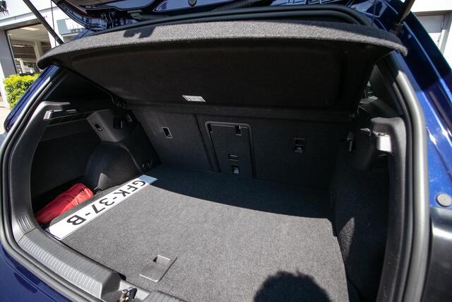 Volkswagen GOLF 1.4 eHybrid GTE - Schuif/-kanteldak | Wegkl. trekhaak | Achterbankverw. | IQ