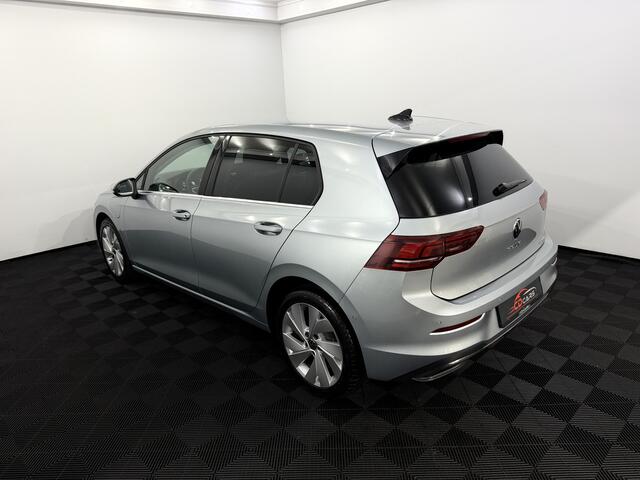 Volkswagen GOLF 1.5 eHybrid Life Edition Plug-in Camera, Apple carplay, Virtual desk, Memory stoelen, Massage stoelen, Cruise control adaptief, Sfeerverlichting