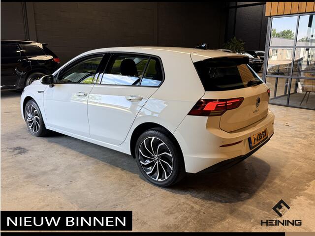 Volkswagen GOLF 1.5 TSI Life Navi. Apple-carplay. PDC. Adaptive-cruise, 82500 KM met NAP