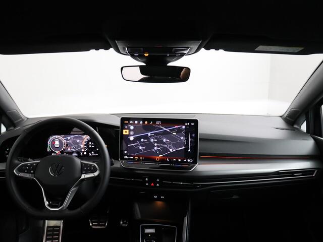Volkswagen GOLF 1.5 eHybrid 50 Edition | ACC | Trekhaak | Camera!