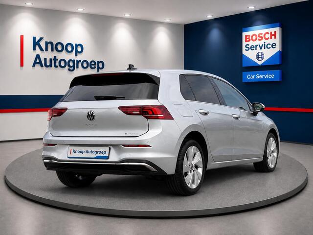 Volkswagen GOLF 1.5 eHybrid Life Edition PHEV | ERGO Massage | LED | Camera | ACC | Sfeerverlichting ( Vestiging - Nieuwegein )